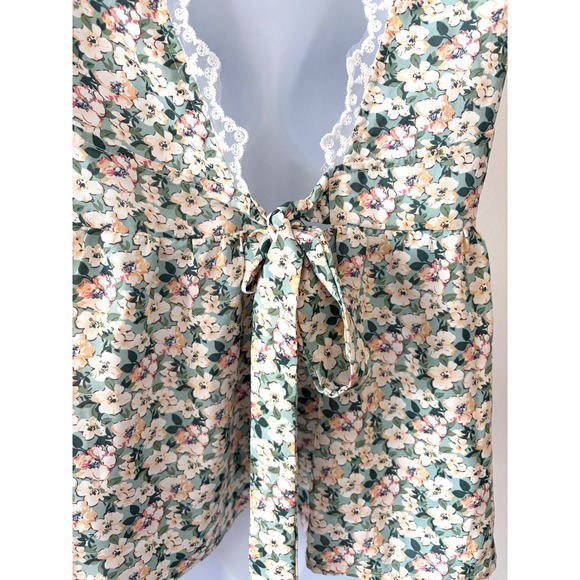 Sage Floral Babydoll Peplum Top Cottagecore Coquette Romantic Lace V Back Small - Picture 9 of 14